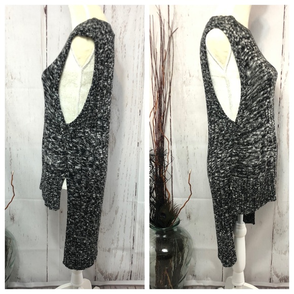 EXPRESS CROSHET SWEATER SIZE L/G - Picture 3 of 8